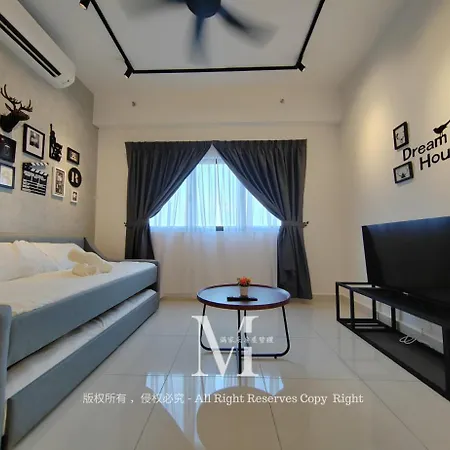 Edusentral Setia Alam Apartment Exterior photo